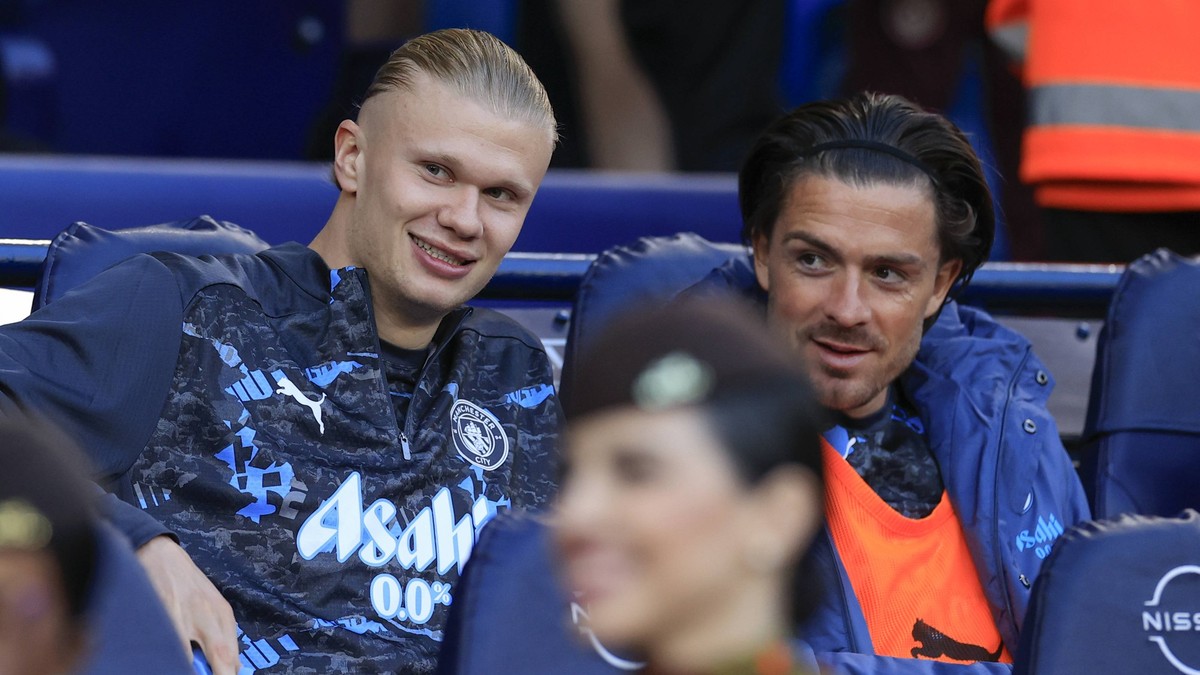 Erling Haaland verblüfft mit skurrilem Outfit auf Instagram – City-Kollege reagiert