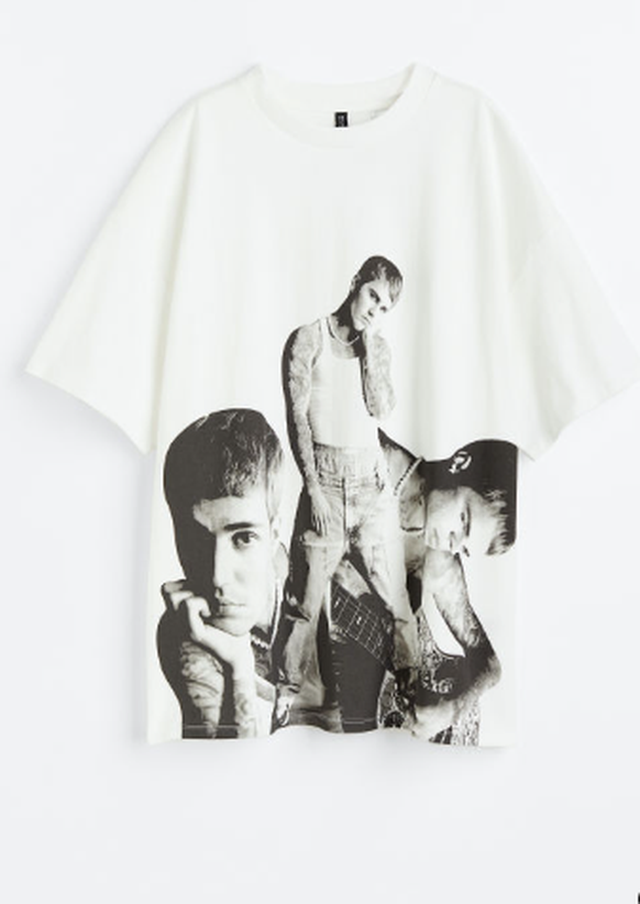 Im Online-Shop von H&amp;M ist unter anderem dieses Motiv von Justin Bieber zu finden.