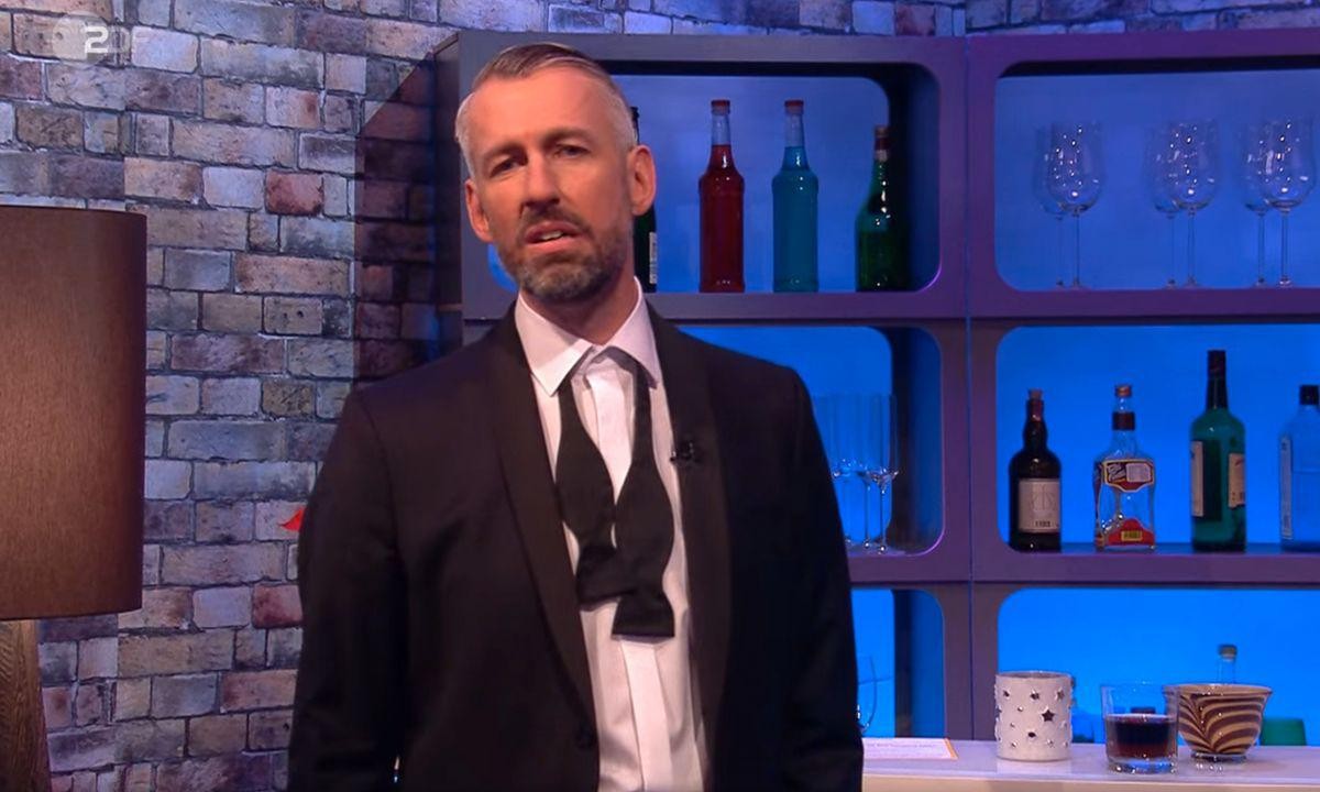 Sebastian Puffpaff hielt die Laudationen auf die "Vollpfosten"-Preisträger.