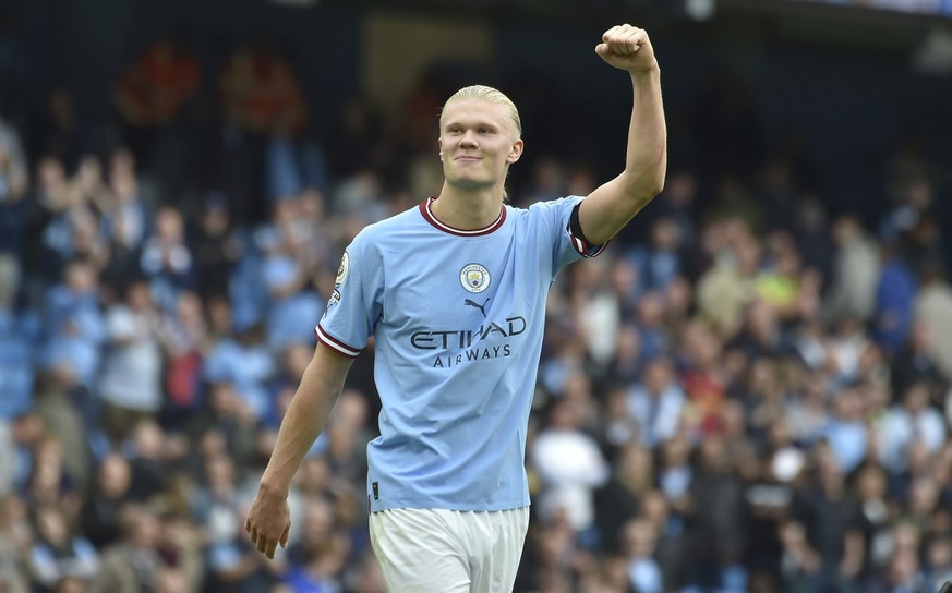 Manchester City&#039;s Erling Haaland celebrates at the end of the English Premier League soccer match between Manchester City and Manchester United at Etihad stadium in Manchester, England, Sunday, O ...