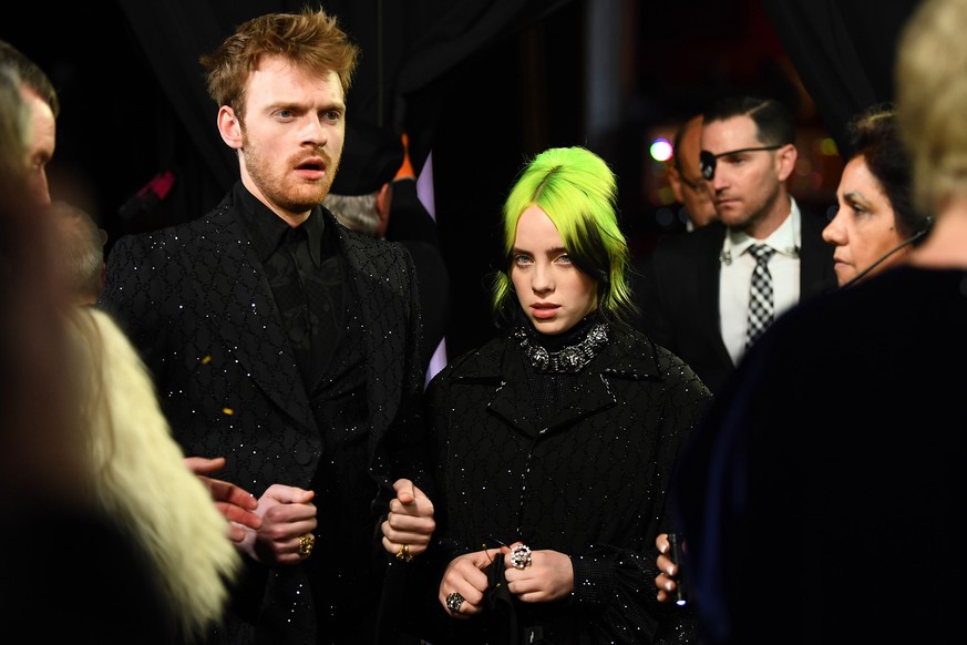 Billie Eilish mit ihrem Bruder Finneas O'Connell: Die beiden waren froh, als ihre Performance vorbei war.