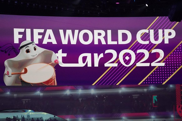 Logo WM 2022 - Doha 01.04.2022: WM-Endrunden Auslosung im DECC in Doha *** Logo World Cup 2022 Doha 01 04 2022 World Cup Final Draw at DECC in Doha