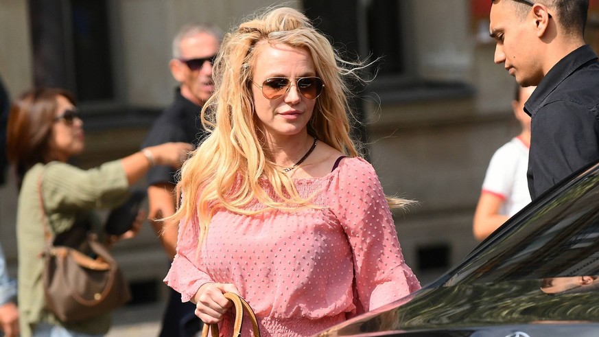 Entertainment Bilder des Tages Britney Spears have lunch at the Societe restaurant in Paris, France, on August 27, 2018. Photo by Favier/E-PRESSPHOTO.COM Britney Spears Paris France PUBLICATIONxINxGER ...