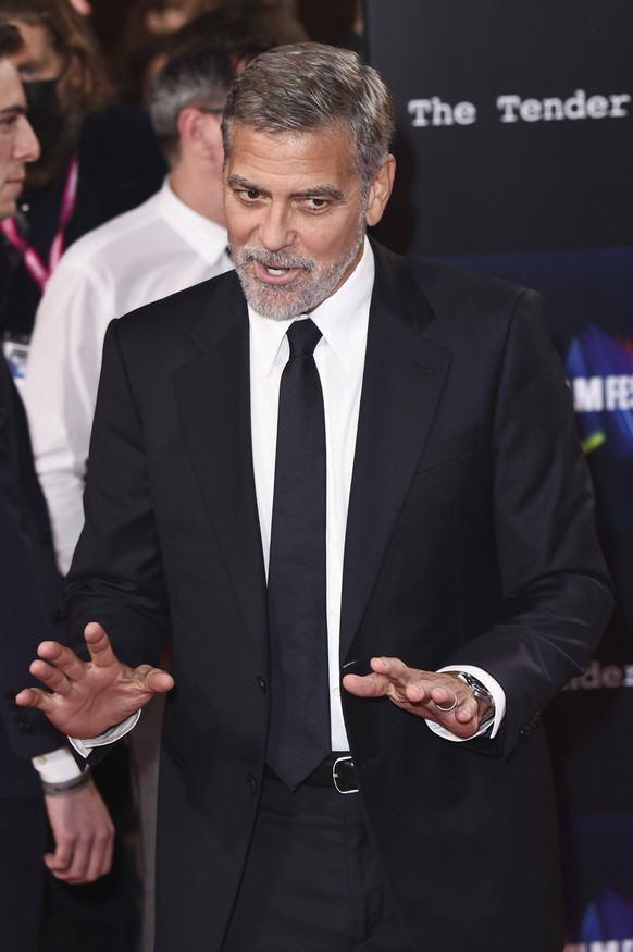 George Clooney kritisiert Sicherheitsmaßnahmen am Set des Westerns "Rust".