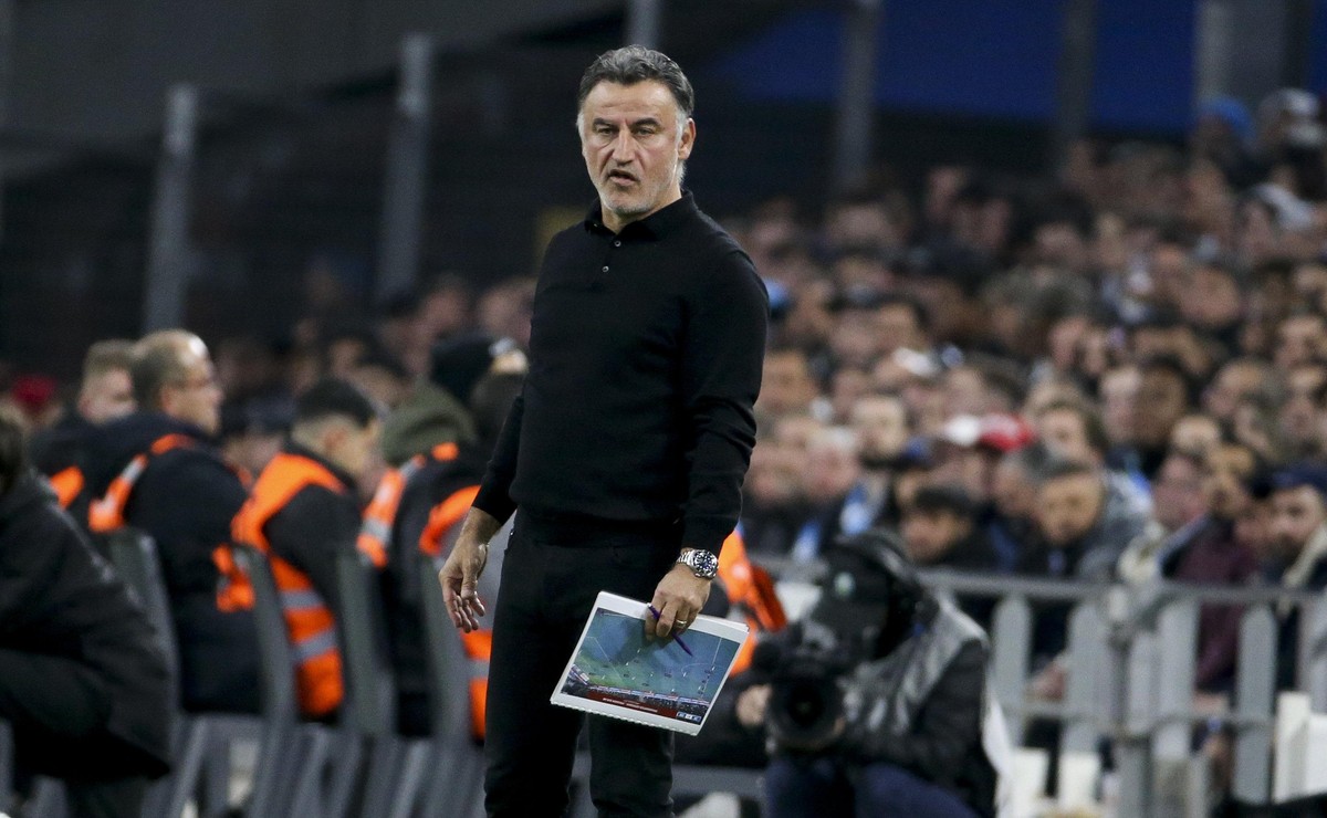 Coach of OGC Nice Christophe Galtier during the French championship Ligue 1 football match between Olympique de Marseille and OGC Nice on March 20, 2022 at Velodrome stadium in Marseille, France - Pho ...