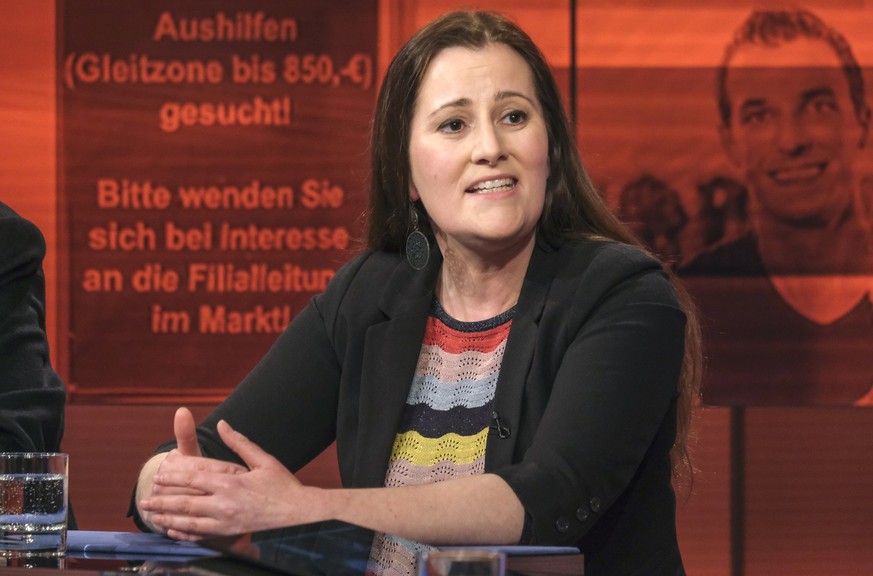 ARD/WDR HART ABER FAIR, &quot;Die neue Arbeiter-Losigkeit: Warum gehen Deutschland die Fachkräfte aus?&quot;, am Montag (04.04.22) um 21:00 Uhr im ERSTEN.
Zu Gast bei Frank Plasberg: Janine Wissler (D ...