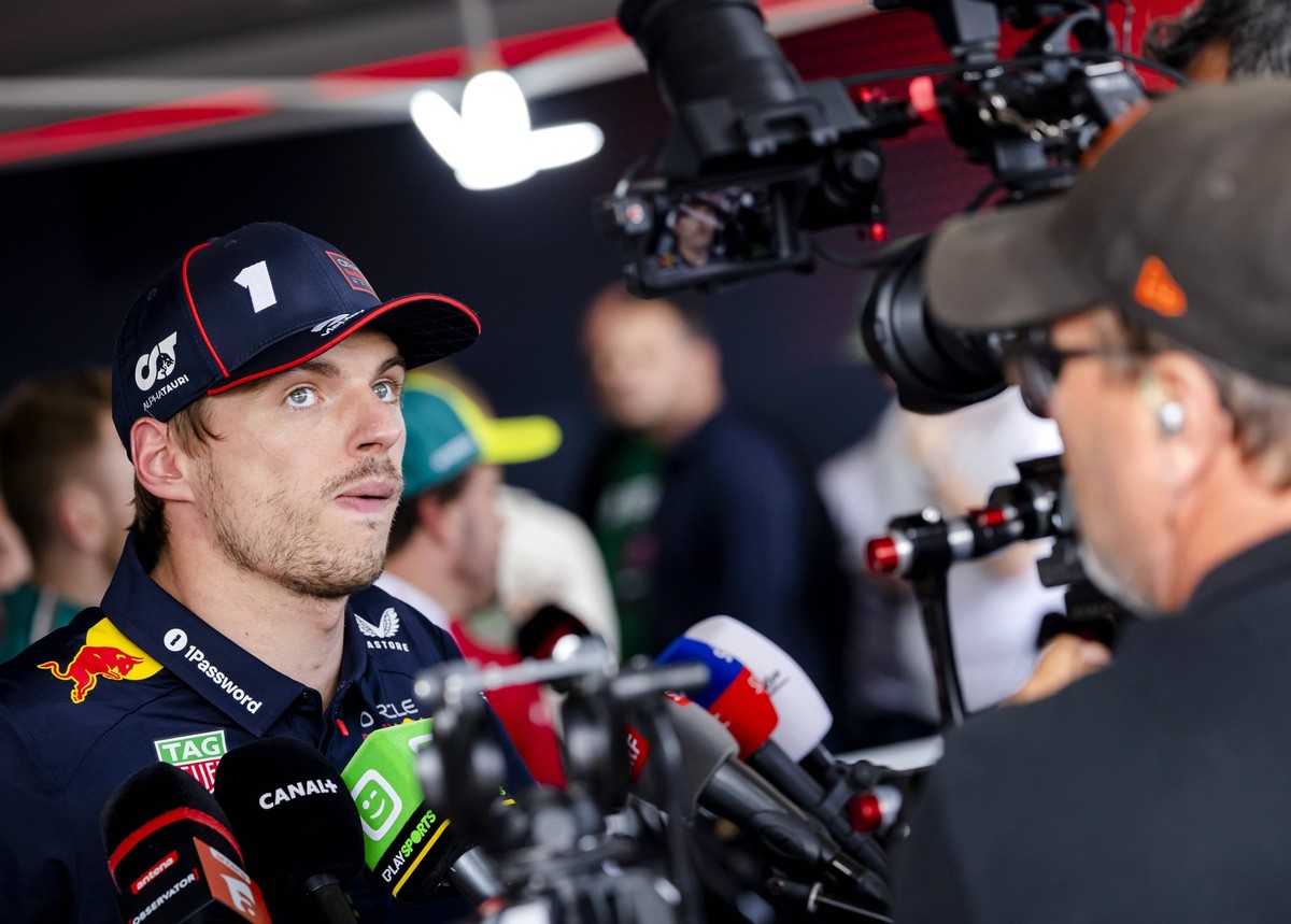 SILVERSTONE - Max Verstappen Red Bull Racing speaks to the press at the Silverstone circuit after the end of the Great Britain Grand Prix. ANP SEM VAN DER WAL xVIxANPxSportx/xxANPxIVx 531036984 origin ...