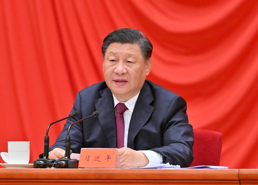 220510 -- BEIJING, May 10, 2022 -- Chinese President Xi Jinping, also general secretary of the Communist Party of China Central Committee and chairman of the Central Military Commission, delivers a sp ...