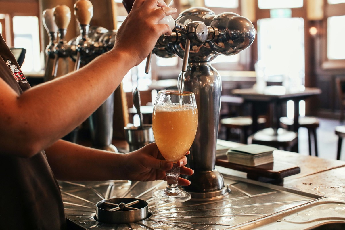 Bierwerbung kann kreativ sein. Beizeiten ist sie aber auch einfach diskriminierend.