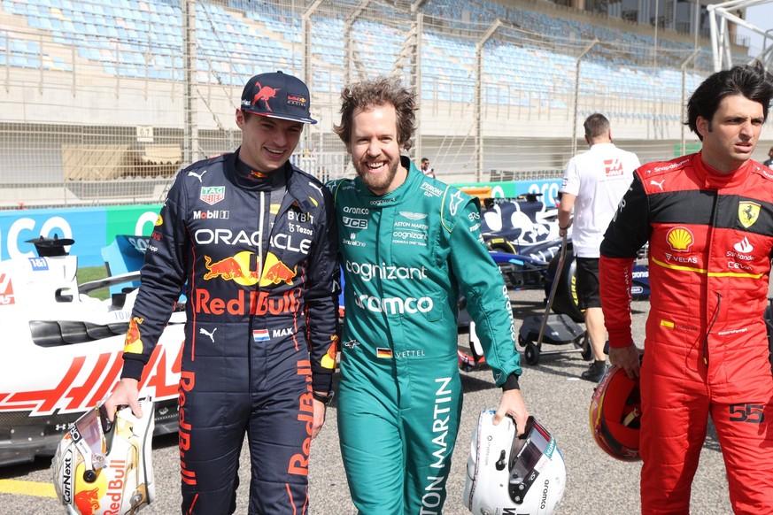 VERSTAPPEN Max ned, Red Bull Racing RB18, VETTEL Sebastian ger, Aston Martin F1 Team AMR22, portrait during the Formula 1 Aramco pre-season testing prior the 2022 FIA Formula One World Championship, W ...