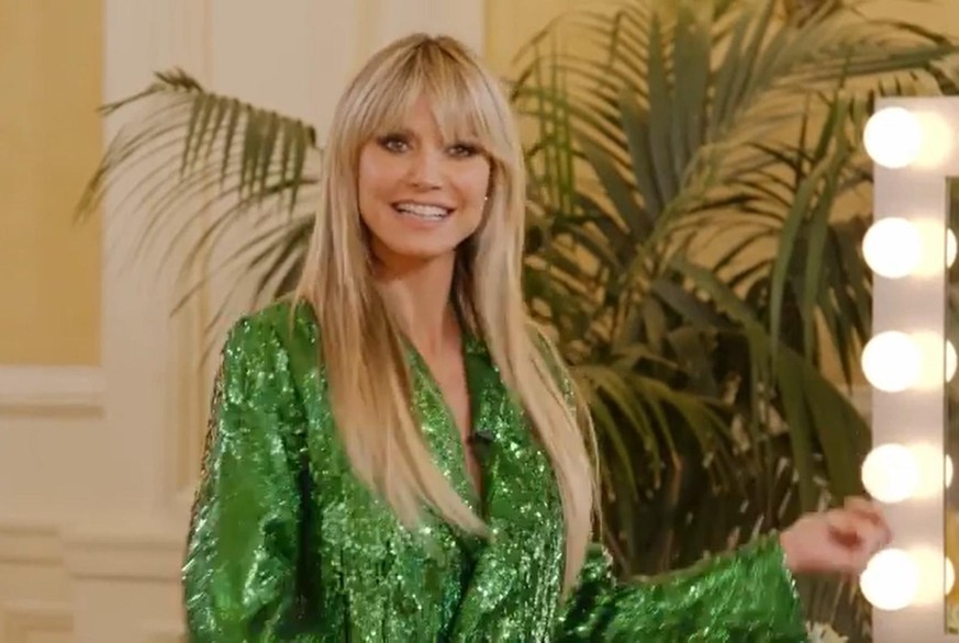 Heidi Klum zeigt sich bei "America's Got Talent" im grünen Glitzer-Anzug.