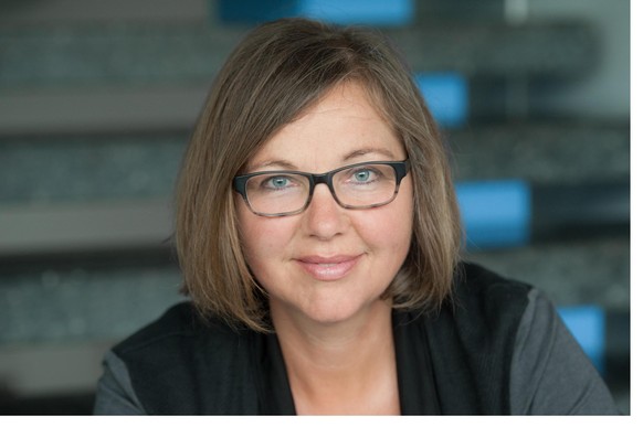 Prof. Barbara Thiessen lehrt an der Hochschule Landshut Gender Studies in Sozialer Arbeit. Ab September wird sie an der Universität Bielefeld die Professur für Erziehungswissenschaft mit Schwerpunkt Beratung und Geschlechterverhältnisse übernehmen. 
