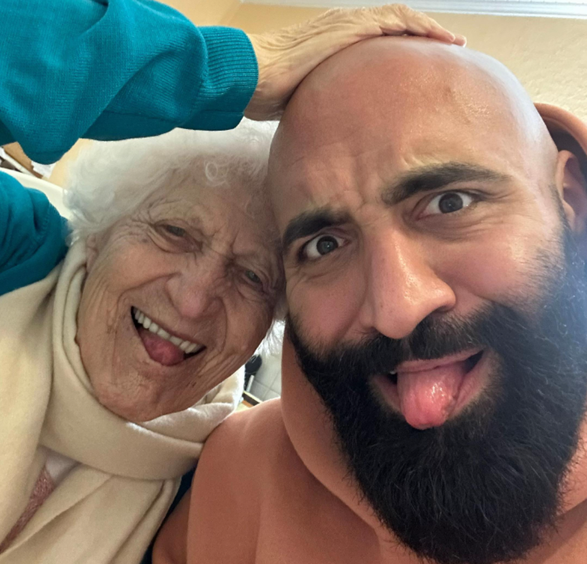 Oma Lotti wurde auf Tiktok bekannt.