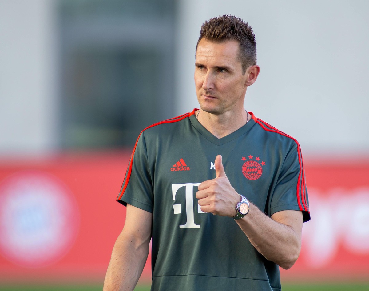 Trainer Miro Klose / U17, U 17 Halbfinale Hinspiel Bayern München gegen FC Köln in München / Datum: 05.06.2019 / *** Coach Miro Klose U17 semi-final first leg Bayern Munich vs. FC Cologne in Munich Da ...