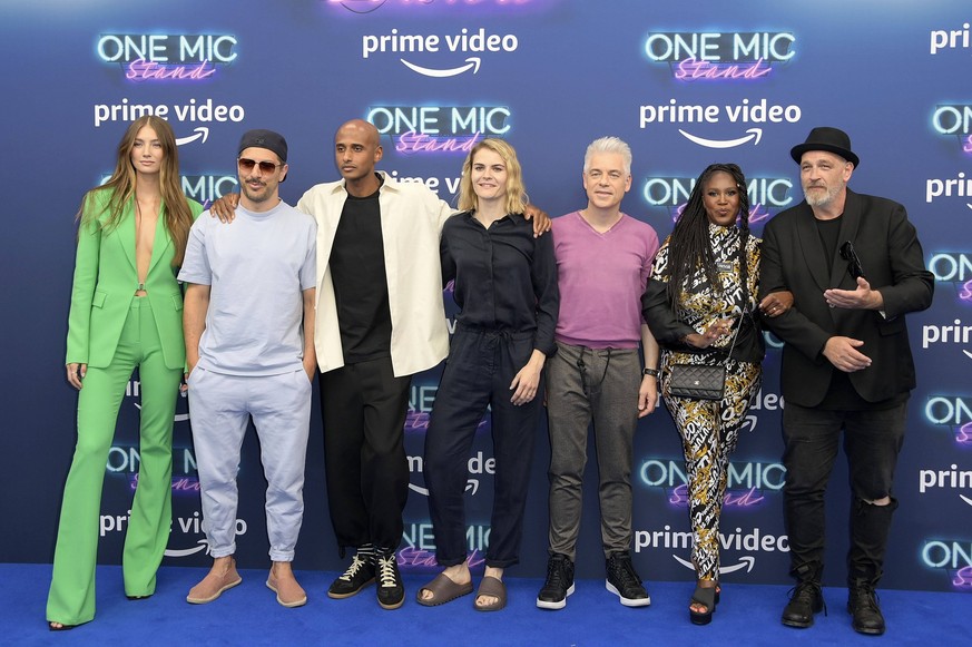 Der Cast von "One Mic Stand" auf Amazon Prime Video klang zunächst spannend – die Zuschauer müssen jedoch eine Absage hinnehmen.