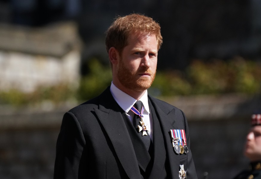 Prinz Harry bei der Trauerzeremonie für seinen verstorbenen Großvater Prinz Philip. 