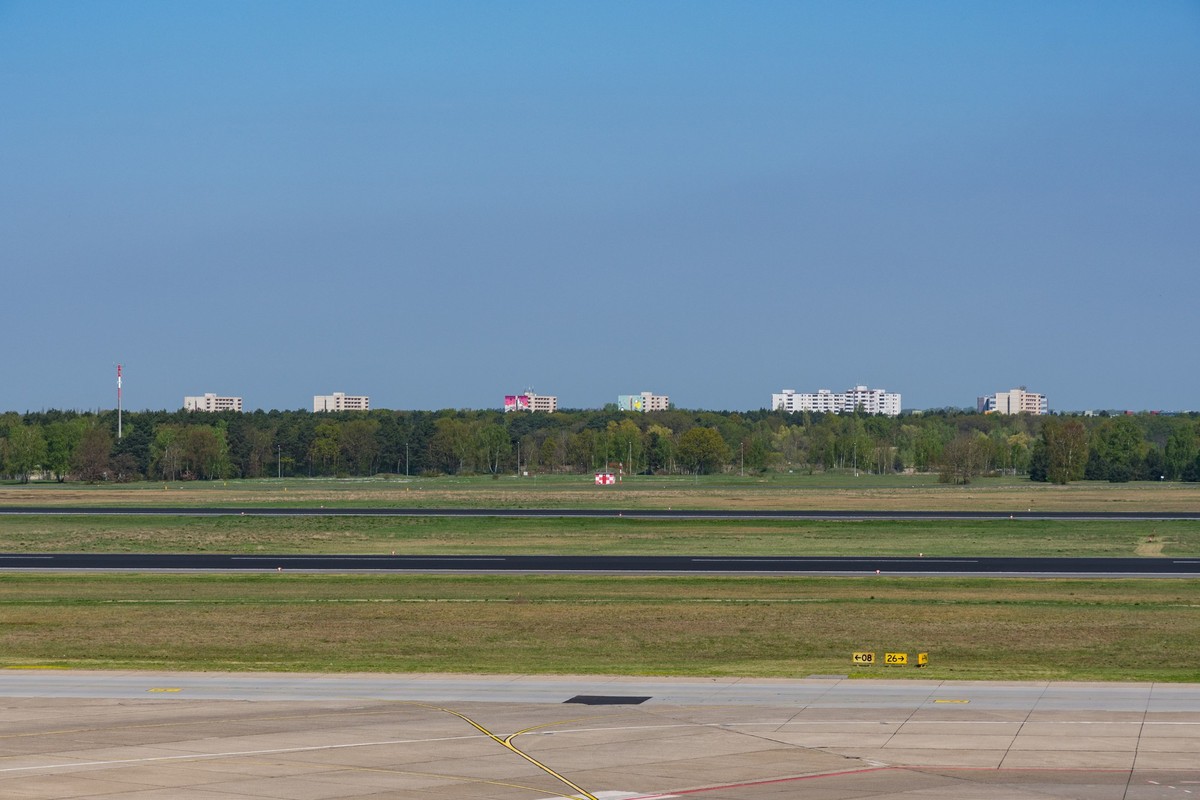 Das ehemalige Flughafenfeld in Tegel bietet viel Platz für Freizeitaktivitäten.