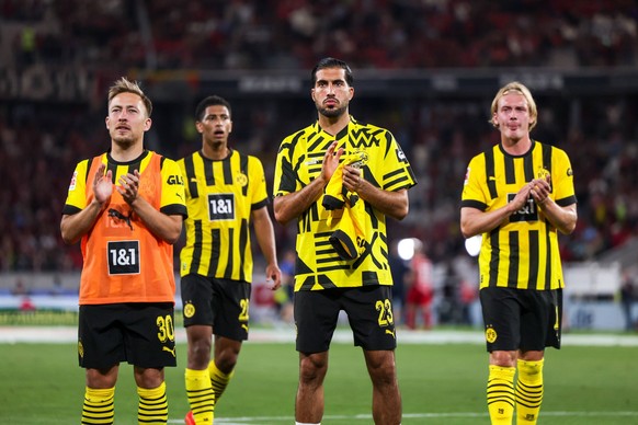 12.08.2022, Fussball, Saison 2022/2023, 1. Bundesliga, SC Freiburg - Borussia Dortmund, v. l. Felix Passlack Borussia Dortmund, Jude Bellingham Borussia Dortmund, Emre Can Borussia Dortmund, Julian Br ...