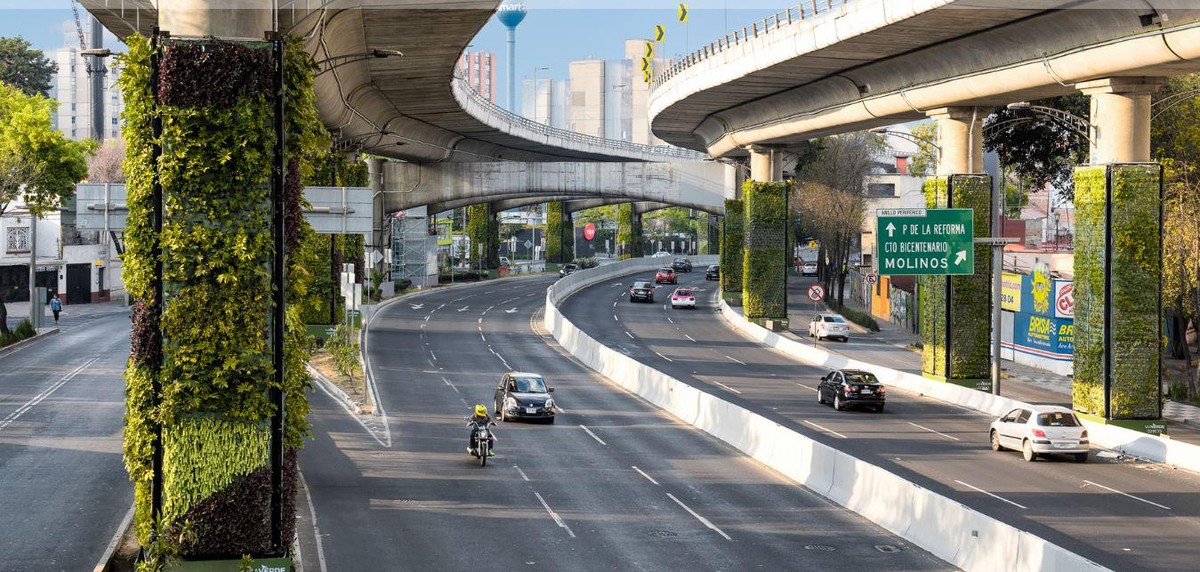 So leer wie auf dem Bild ist es auf den Straßen von Mexiko-Stadt selten: Die Metropole hat ein großes Problem mit Luftverschmutzung.