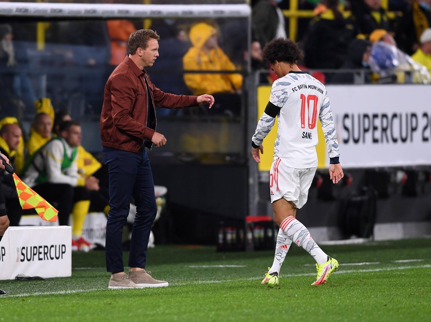 Julian Nagelsmann beim Supercup mit Leroy Sané