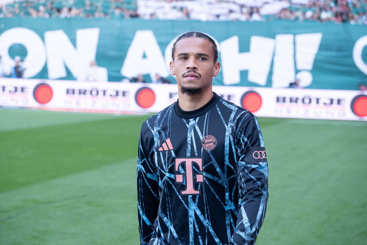 GER, 1. FBL, SV Werder Bremen vs FC Bayern Muenchen / 21.09.2024, Weserstadion, Bremen, GER, 1. FBL, SV Werder Bremen vs FC Bayern Muenchen im Bild Leroy San� / Sane FC Bayern Muenchen 10 auf dem Weg  ...