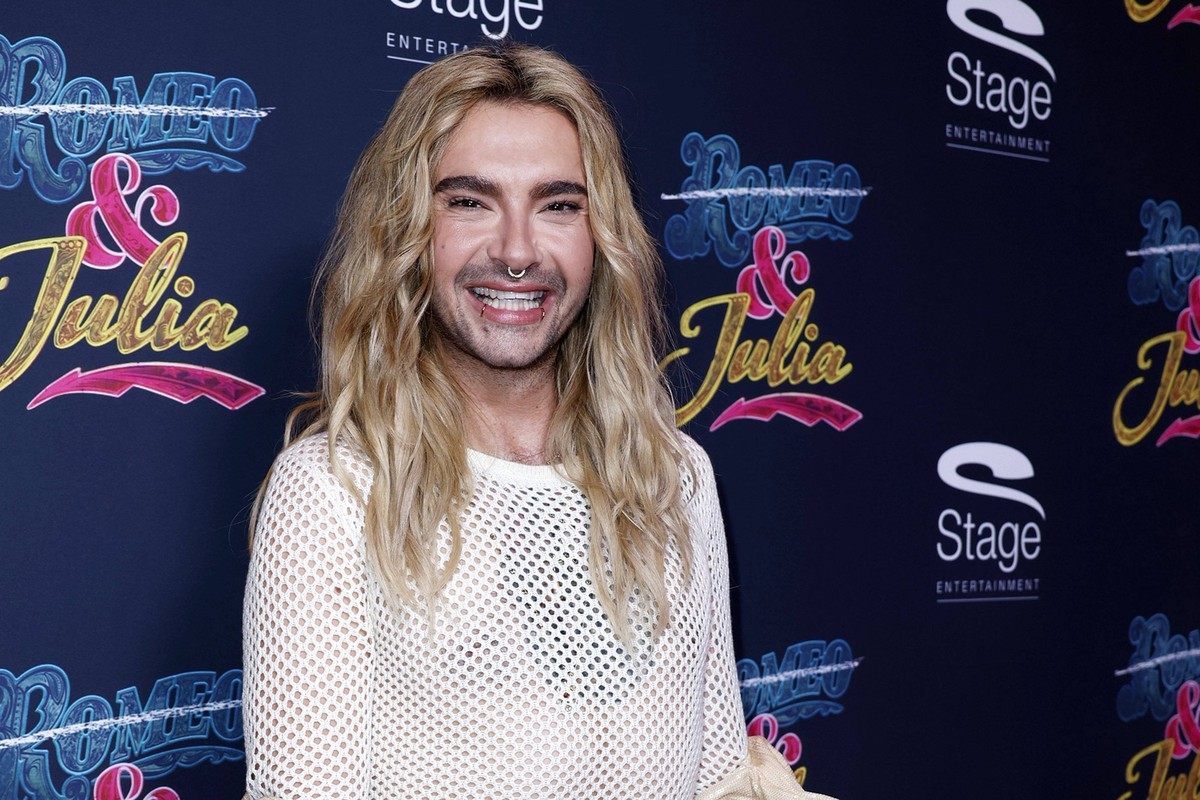 Bill Kaulitz bei der Premiere vom Musical &amp; Julia am 30.10.2024 im Stage Operettenhaus in Hamburg &amp; Julia Musical Premiere in Hamburg *** Bill Kaulitz at the premiere of the musical Julia on 3 ...