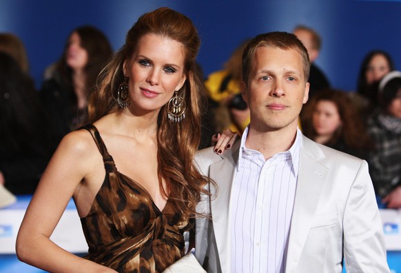 BERLIN - FEBRUARY 15: Monica Ivancan and Oliver Pocher attends the Echo Awards 2008 at the ICC Centre on February 15, 2008 in Berlin, Germany. (Photo by Marcel Mettelsiefen/Getty Images)