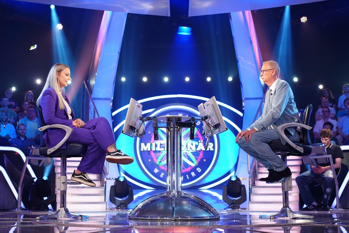 Kathrin Tremel und Günther Jauch

+++ Die Verwendung des sendungsbezogenen Materials ist nur mit dem Hinweis und Verlinkung auf RTL+ gestattet. +++