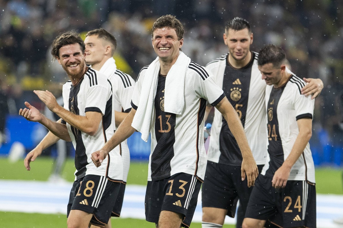 Freundschaftsspiel Deutschland - Frankreich 12.09.2023 Thomas Mueller Deutschland, 13 lachend, Freundschaftsspiel, Deutschland - Frankreich, 12.09.2023, Signal Iduna Park, Dortmund *** friendly match  ...