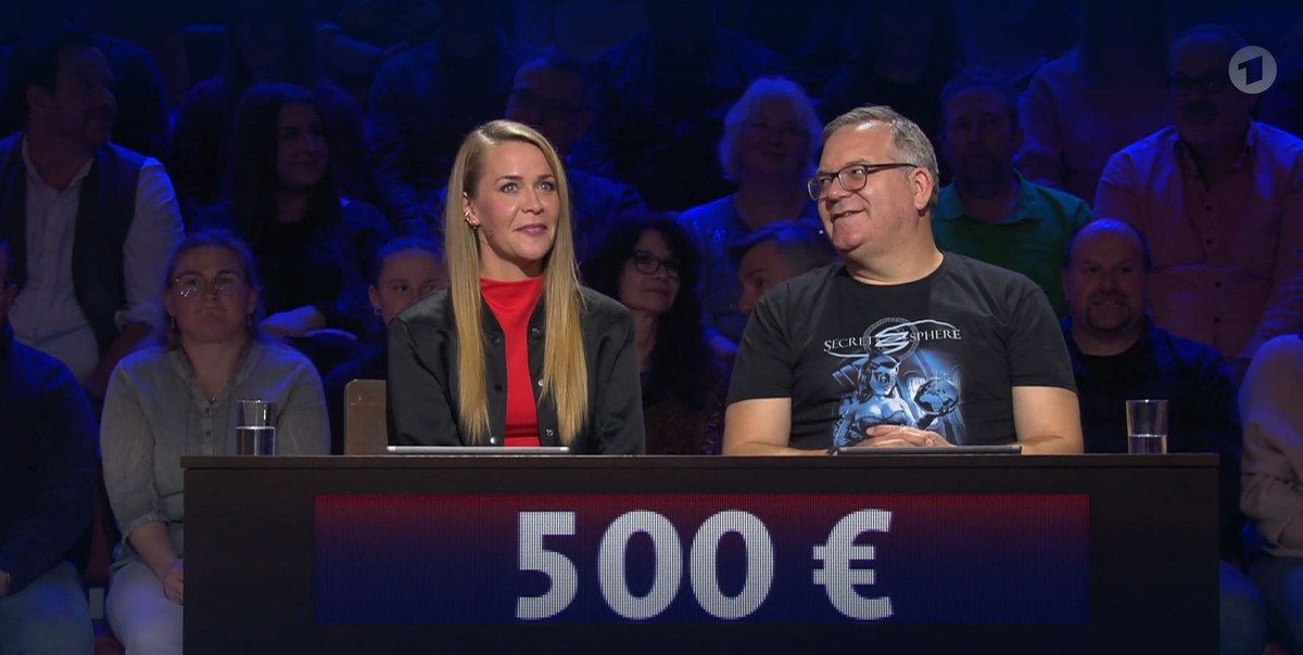 Sandra Sprüunken und Elton können mit ihrer Antwort nicht punkten.
