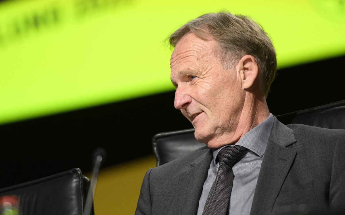 Mitgliederversammlung des BV Borussia 09 e.V. Dortmund am 20.11.2022 in den Westfalenhallen Dortmund Dortmunds Geschäftsführer Hans-Joachim Watzke Lachen, Freude, *** General Meeting of BV Borussia 09 ...