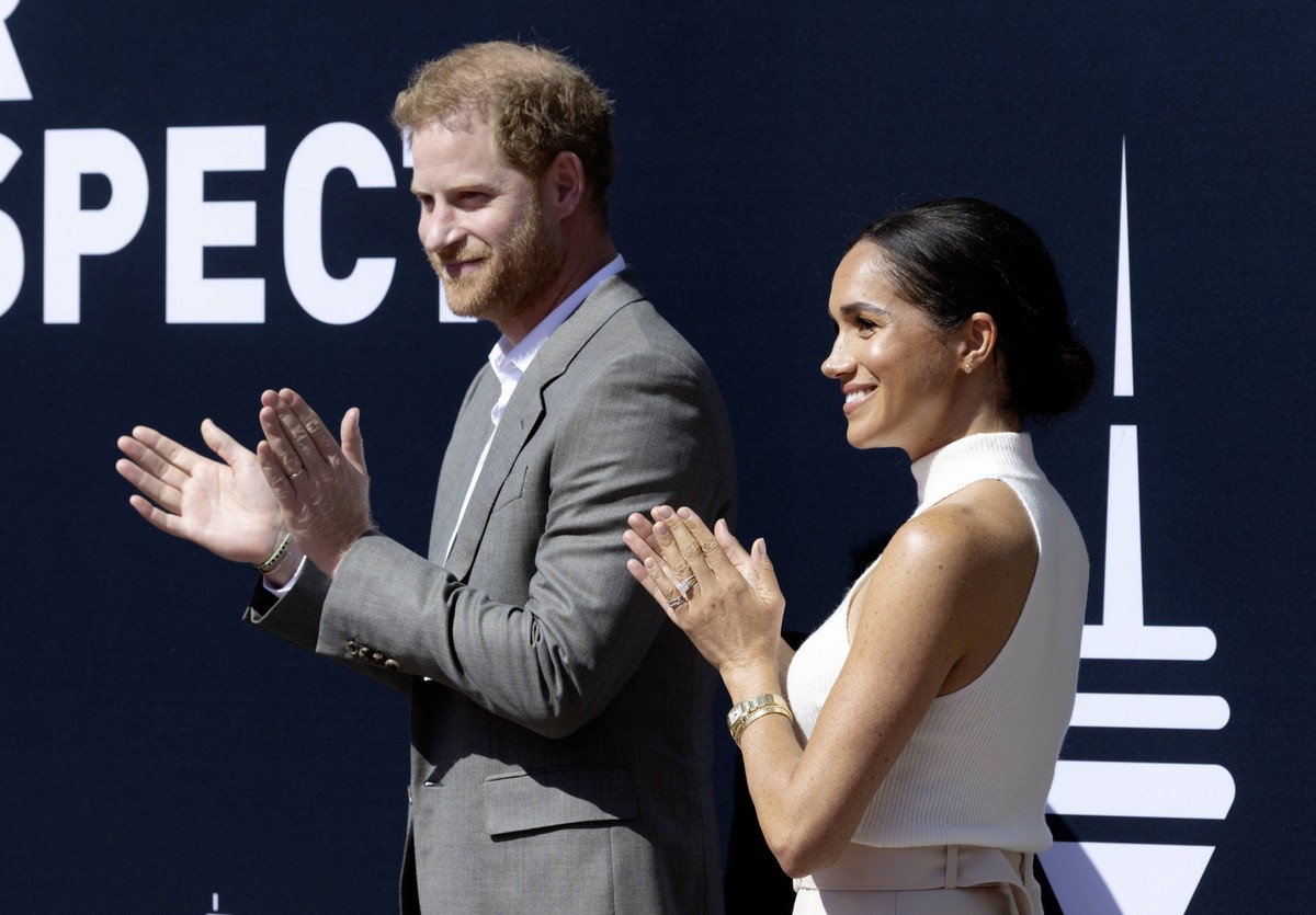 Prinz Harry Prince Henry Charles Albert David , Herzog von Sussex , und seine Frau Meghan , zu Besuch in Duesseldorf , 06.09.2022 Prince Harry Prince Henry Charles Albert David , Duke of Sussex , and ...