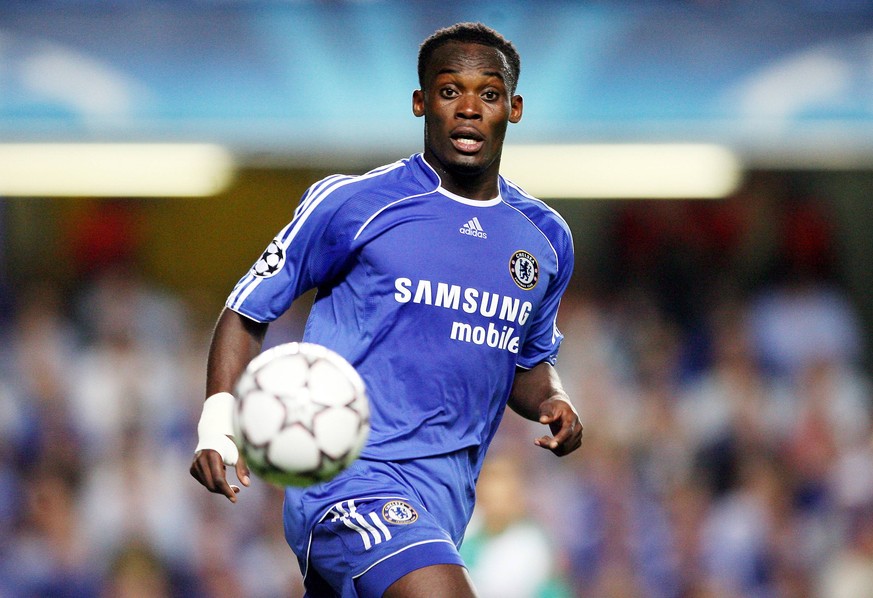 Michael Essien spielte von 2005 bis 2014 für Chelsea, hatte dort seine erfolgreichste Zeit. Vorher spielte er für Olympique Lyon, die den damals 22-jährigen Ghanaer für 28 Millionen Euro nach London v ...