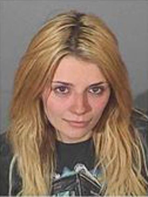 Dec 27, 2007 - West Hollywood, CA, USA - Actress MISCHA BARTON was arrested and jailed after her car was stopped by sheriff s deputies in West Hollywood, Calif. The former star of The O.C. was taken i ...