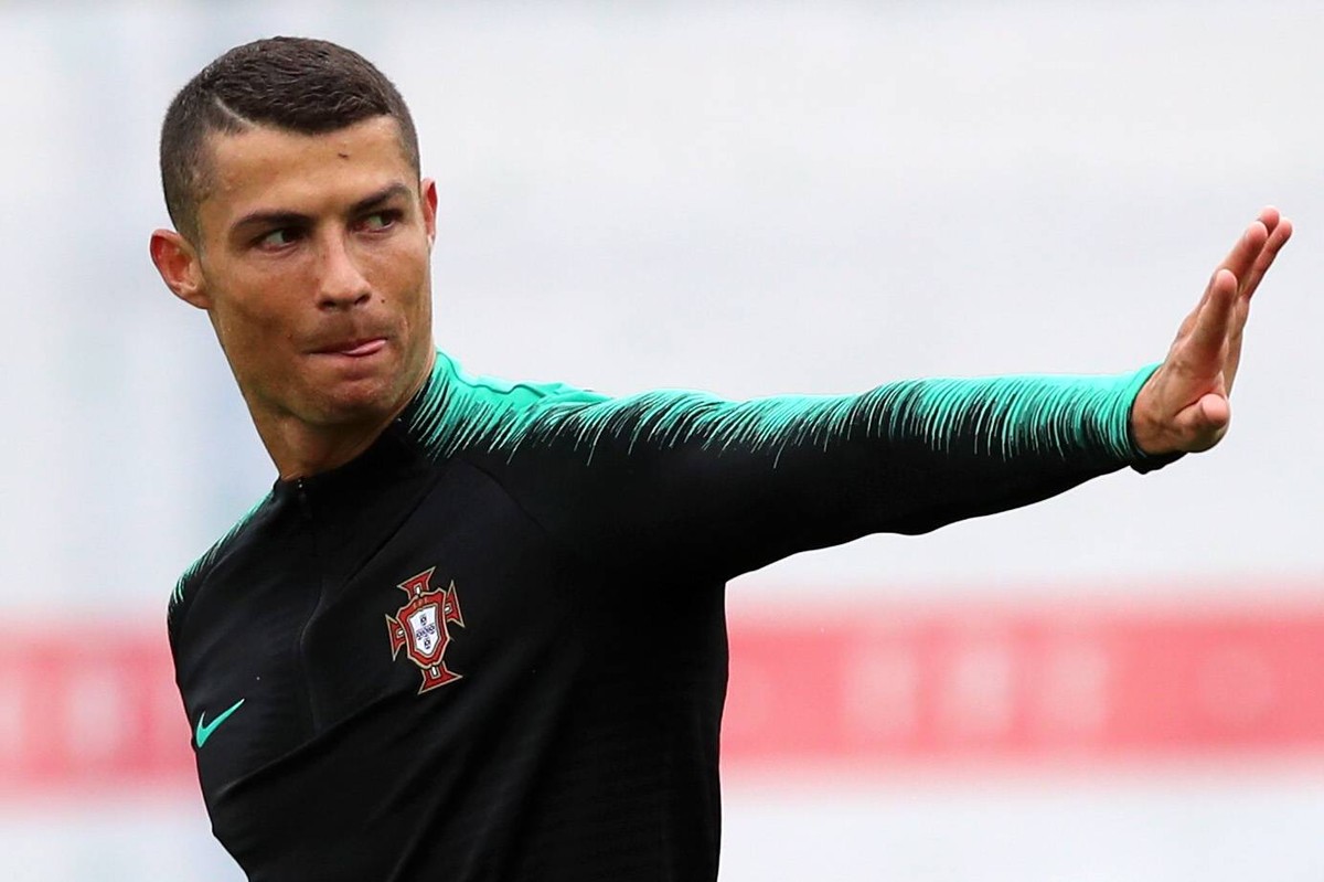 WM 2018, Training Nationalteam Portugal MOSCOW REGION, RUSSIA - JUNE 10, 2018: Football player Cristiano Ronaldo during a training session of Portugal s national football team at their training base a ...