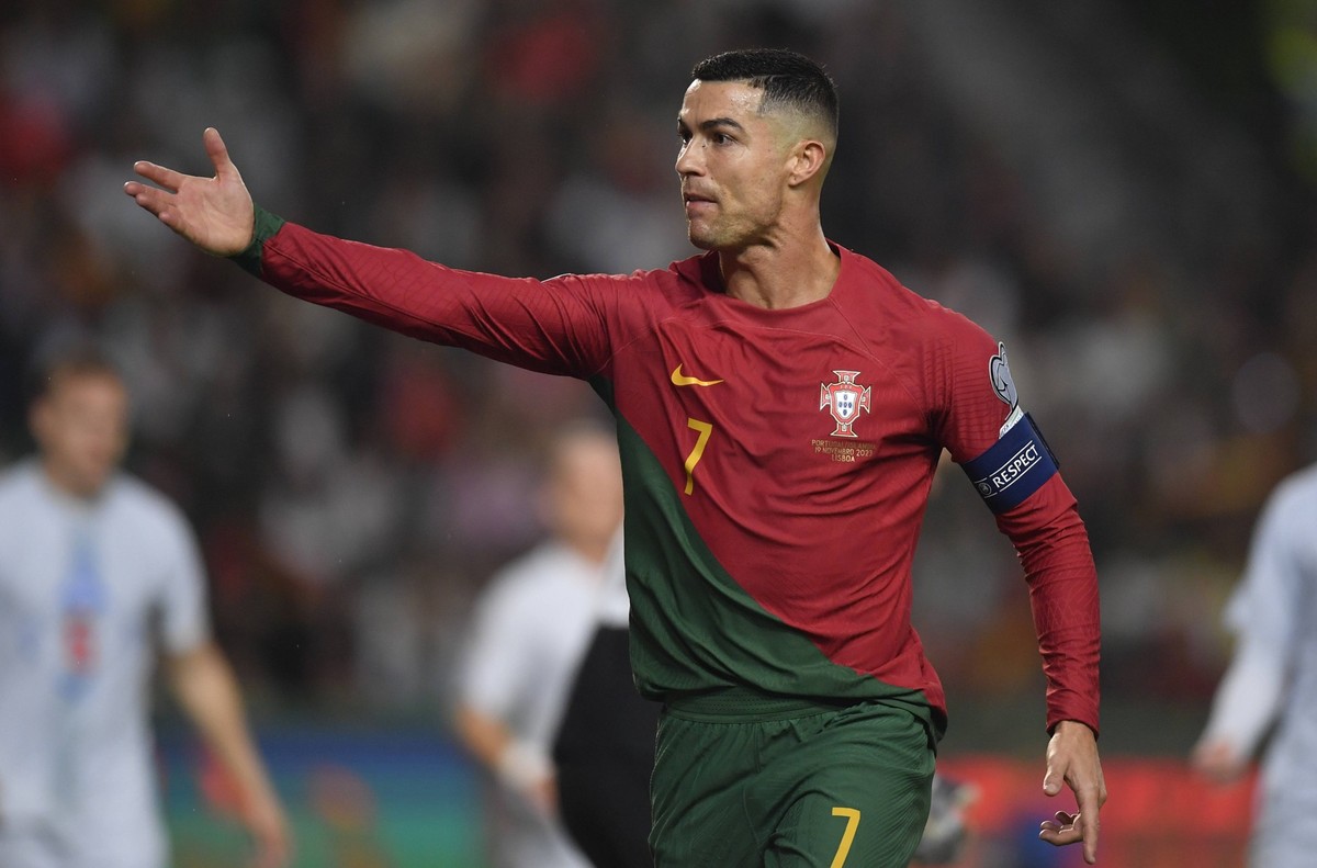 Portugal V Iceland: Group J - UEFA EURO, EM, Europameisterschaft,Fussball 2024 European Qualifiers Cristiano Ronaldo of Portugal is reacting during the Group J - UEFA EURO 2024 European Qualifiers mat ...