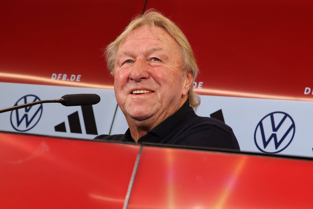 Frankfurt am Main am 20. Oktober 2023, Pressekonferenz im DFB Campus, Horst Hrubesch wird als Interimsbundestrainer der Frauen-Nationalmannschaft vorgestellt v.l., Horst Hrubesch DFB Interimsbundestra ...