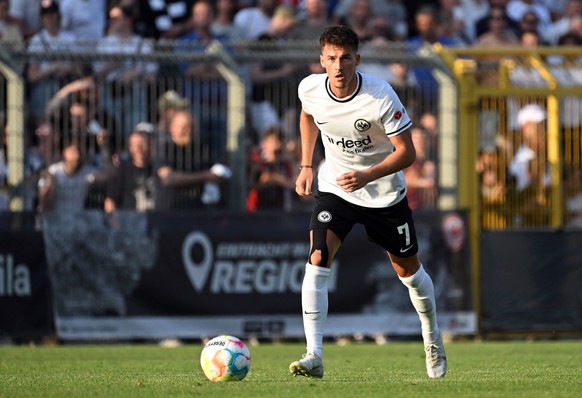 Ajdin Hrustić (Eintracht Frankfurt)