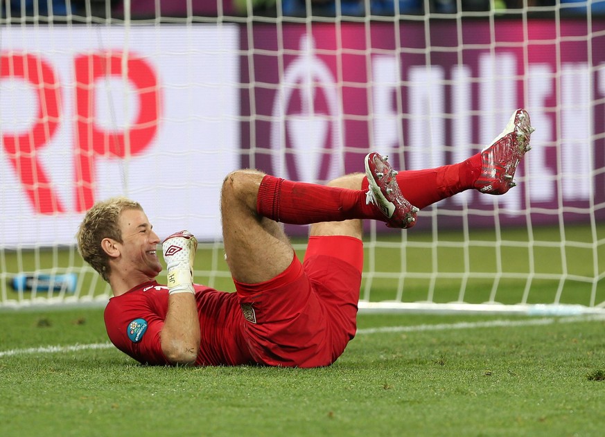 Em 2012 Italien Vs England Andrea Pirlo Dupiert Joe Hart Mit