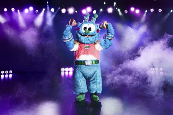 Titel: The Masked Singer;
Person: Das Alien;
Copyright: ProSieben/Marc Rehbeck;
Fotograf: Marc Rehbeck;
Bildredakteur: Jürgen Morgenroth;
Dateiname: 2093780.jpg;
Rechtehinweis: ACHTUNG: BITTE BEACHTEN ...