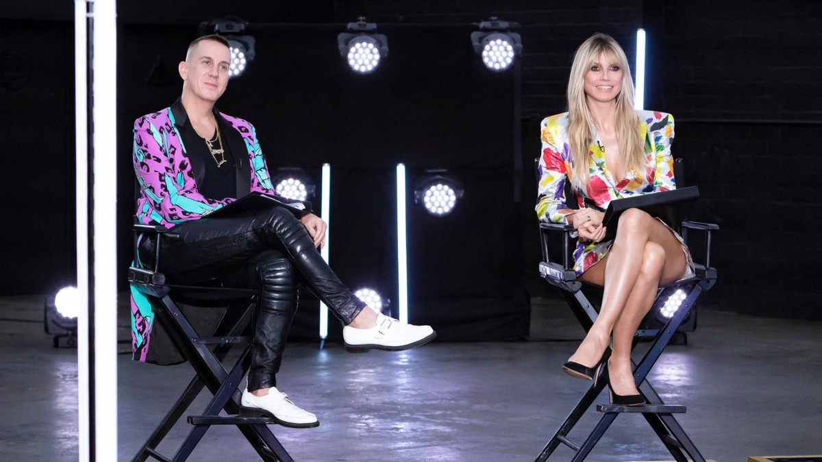 Titel: Germany´s next Topmodel - by Heidi Klum;
Staffel: 15;
Folge: 10;
Person: Sarah P.; Bianca;
Copyright: ProSieben/Richard Hübner;
Fotograf: Richard Hübner;
Bildredakteur: Susanne Karl-Metzg ...