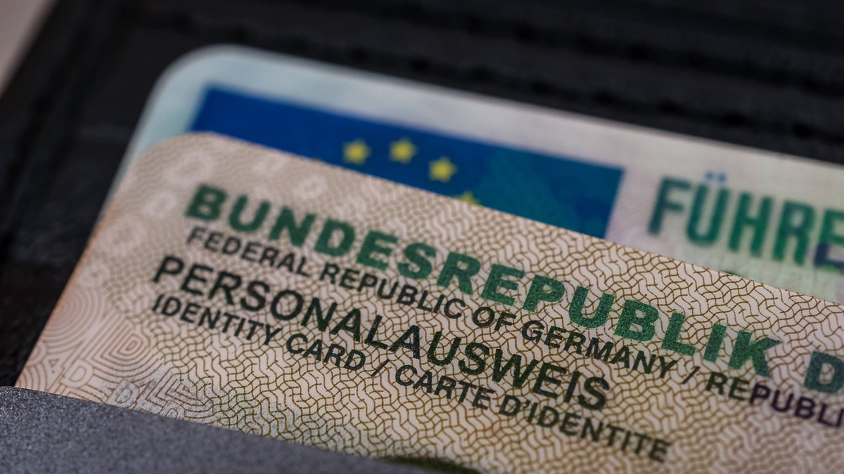 Deutschland erhöht Gebühren für Ausstellung des Personalausweises