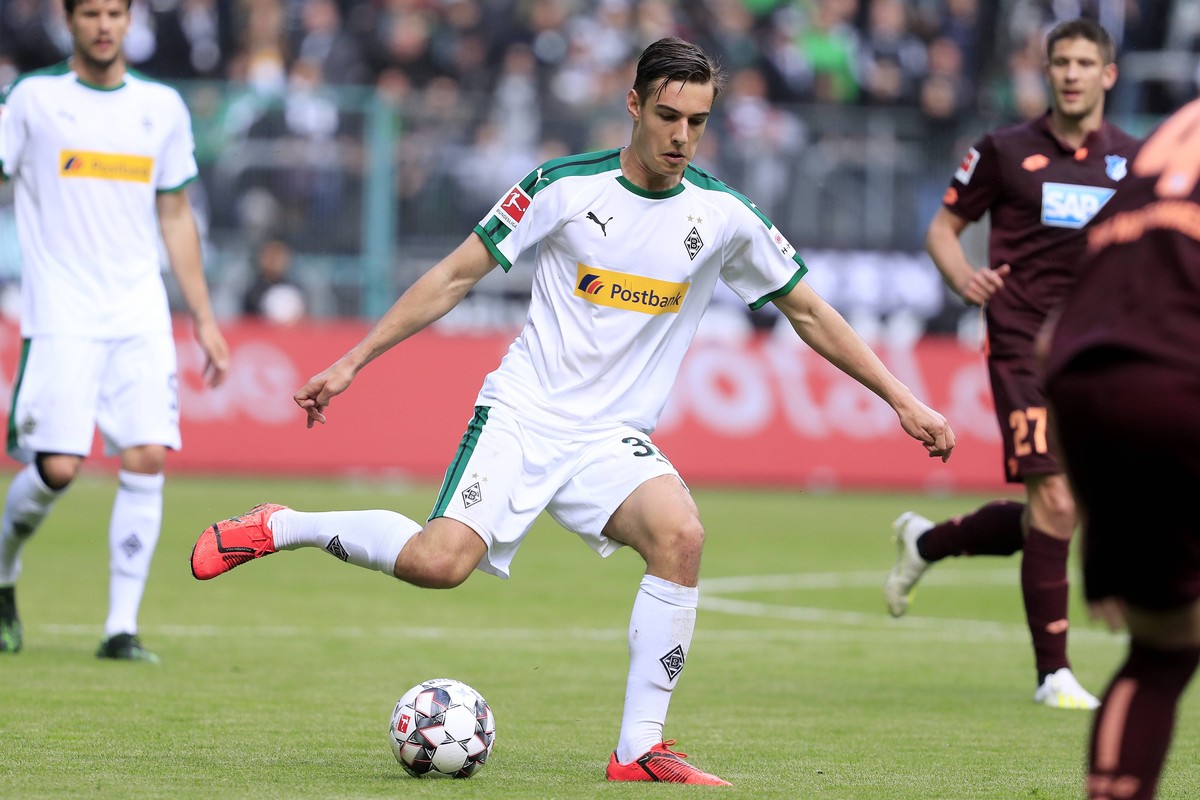 NEUHAUS Florian Team Borussia Moenchengladbach DFL Bundesliga Saison 2018 - 2019 Spiel Borussia Moenchengladbach - Hoffenheim am 04. Mai 2019 in Moenchengladbach DFL REGULATIONS PROHIBIT ANY USE OF PH ...