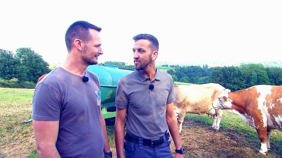 Pferdewirtschaftsmeisterin mit Schwerpunkt Landschaftspflege Loretta (32) aus Baden-Württemberg und Sascha (37, Straßenbahnmechaniker) sprechen über ihre Gefühle.
+++ Die Verwendung des sendungsbezog ...