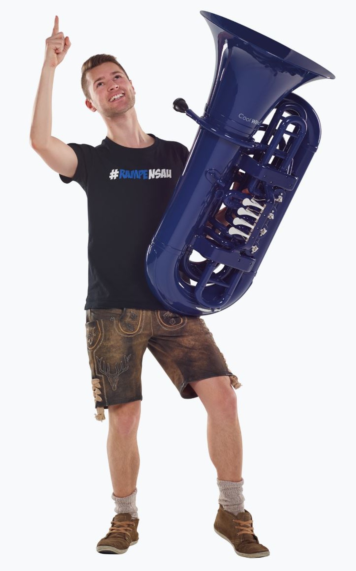 Junger Musiker mit altehrwürdigem Instrument: Nach oben soll's gehen.