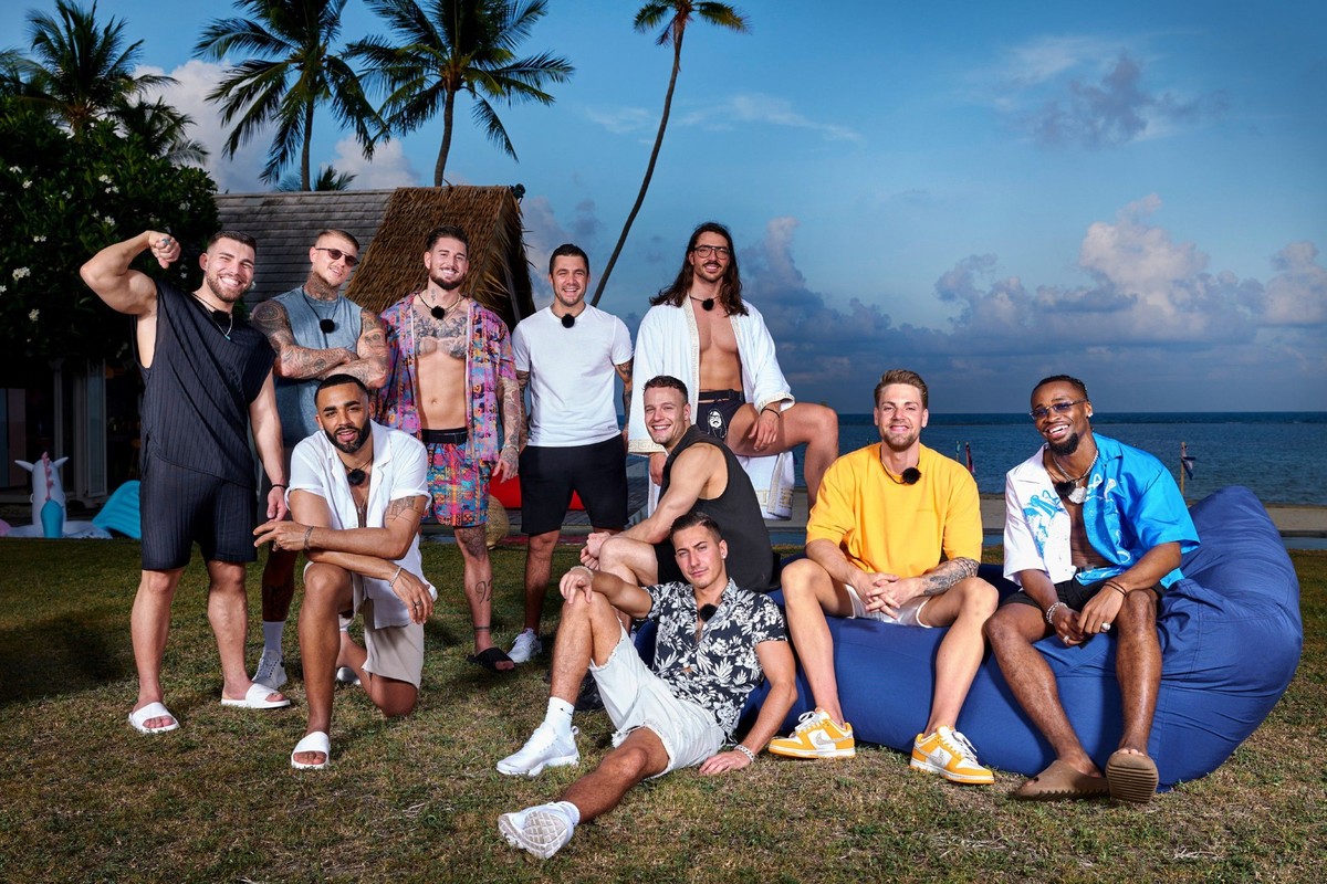 Männer der dritten Staffel: (v.l.) Peter, Paco, Emanuell, Mike, Danilo, Elia, Marvin (vorne), Fabio, Steffen, Martini &quot;Teezy&quot;

+++ Die Verwendung des sendungsbezogenen Materials ist nur mit  ...