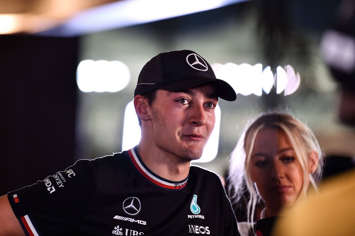 November 20, 2022, Yas Island-Abu Dhabi, Mezzolombardo, United Arab Emirates: British driver GEORGE RUSSEL Mercedes-AMG F1 Team talk to the Media after the 2022 FIA Formula 1 Abu Dhabi Grand Prix at Y ...