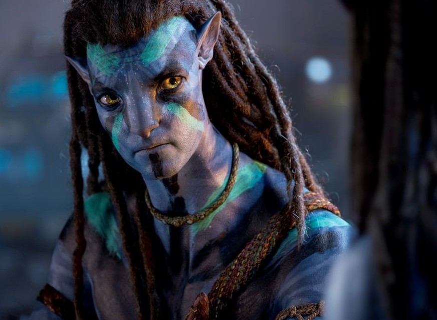 HANDOUT - 18.02.2021, ---: Jake Sully in einer Szene des Films &quot;Avatar 2: The Way Of Water&quot; (undatierte Filmszene). Der Film kommt am 15.12.2022 in die deutschen Kinos. (zu dpa-Kinostarts) F ...