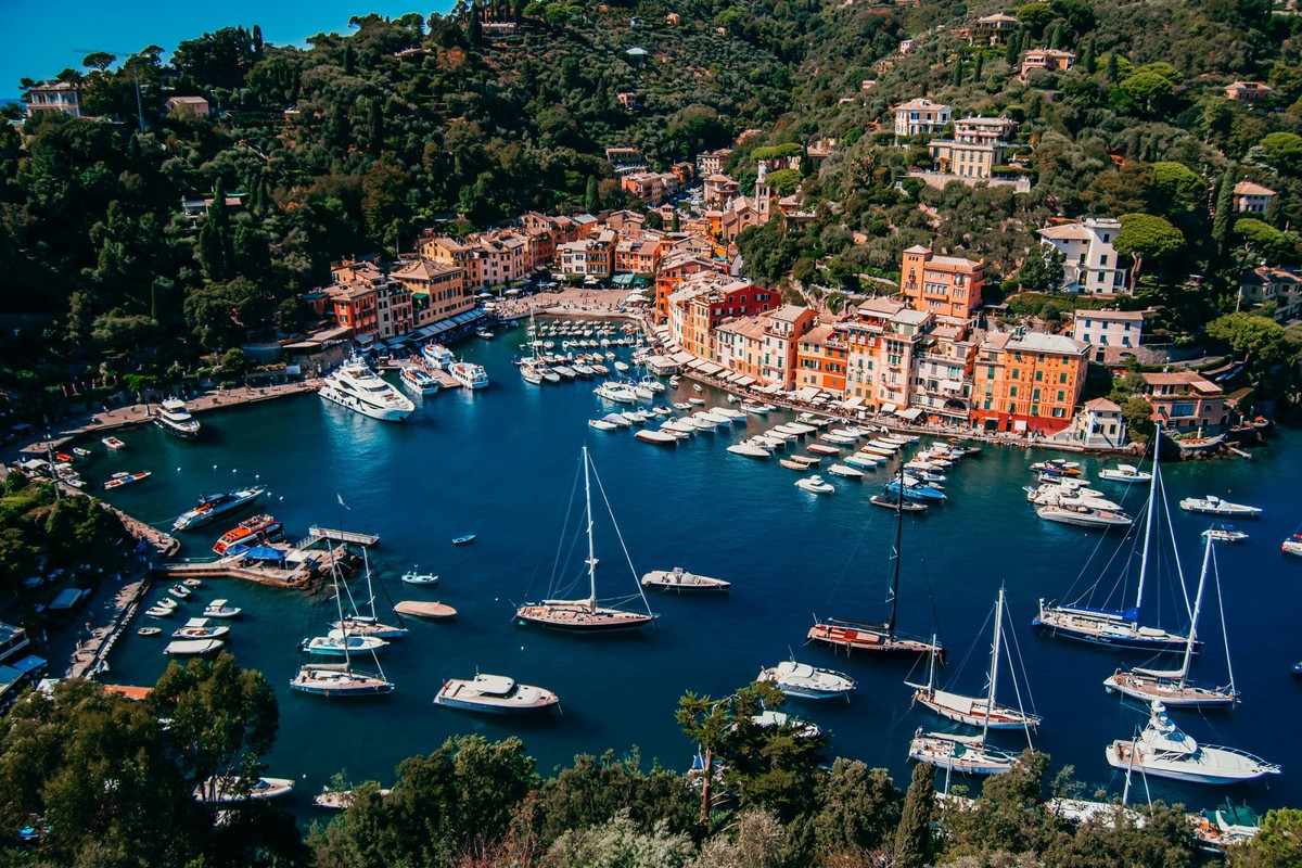 Portofino ist ein guter Ort für Besitzer:innen von Luxusyachten.