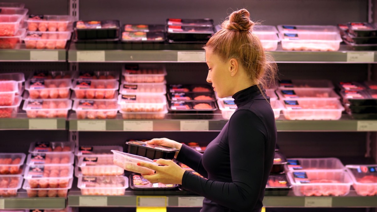 Ob Beef, Steak oder Filet aus Schwein, Rind, Lamm oder Geflügel: Auch der Supermarkt Lidl bietet seinen Kunden zahlreiche Fleisch-Produkte an.